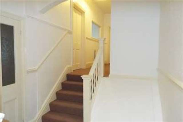  Image of 1 bedroom Flat to rent in Burlington Road Nottingham NG5 at Nottingham, NG5 2GR