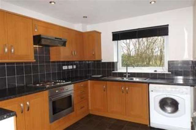  Image of 2 bedroom Flat to rent in Burnet Close Hemel Hempstead HP3 at Hemel Hempstead, HP3 9ES