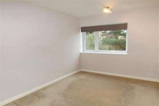  Image of 2 bedroom Flat to rent in Burnet Close Hemel Hempstead HP3 at Hemel Hempstead, HP3 9ES