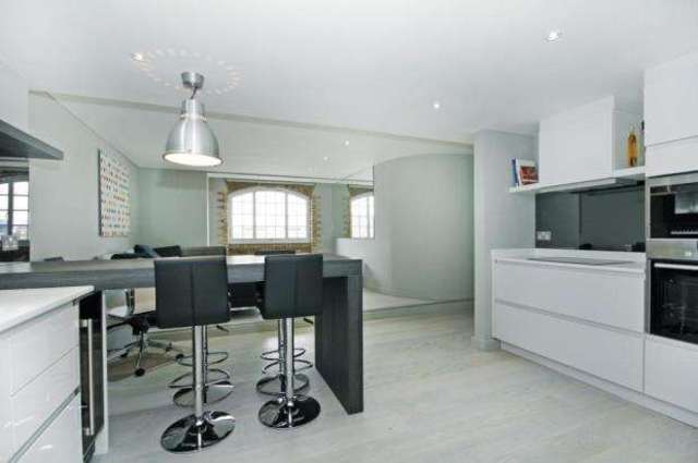  Image of 1 bedroom Flat to rent in Shad Thames London SE1 at 36 Shad Thames London Bermondsey, SE1 2YE