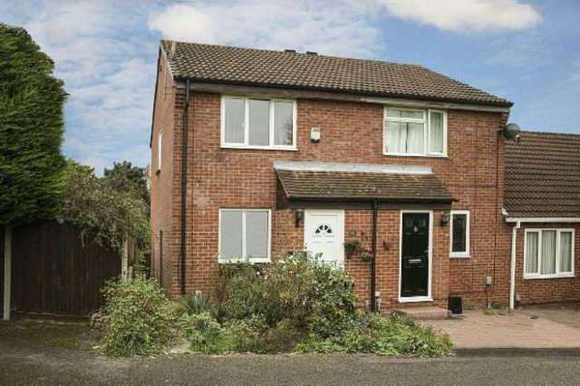  Image of 2 bedroom Terraced house for sale in Cannock Way Lower Earley Reading RG6 at Cannock Way  Reading, RG6 4EF