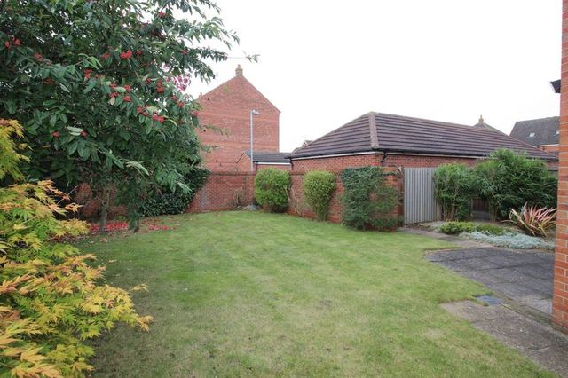  Image of 4 bedroom Semi-Detached house for sale in Carlton Boulevard Lincoln LN2 at Carlton Boulevard  Lincoln, LN2 4WJ