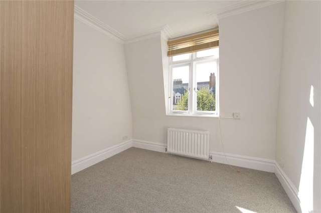  Image of 3 bedroom Flat to rent in Castellain Road London W9 at Castellain Mansions  Castellain Road, W9 1HG