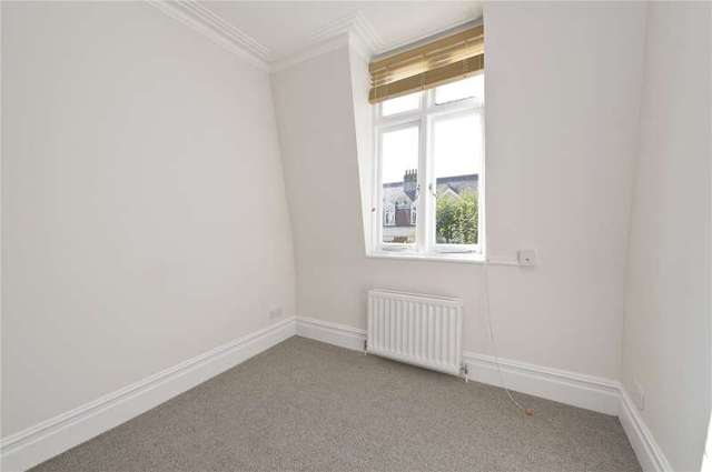  Image of 3 bedroom Flat to rent in Castellain Road London W9 at Castellain Mansions  Castellain Road, W9 1HG