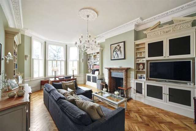  Image of 3 bedroom Flat for sale in Cavendish Road London SW12 at London  Clapham South, SW12 0BL