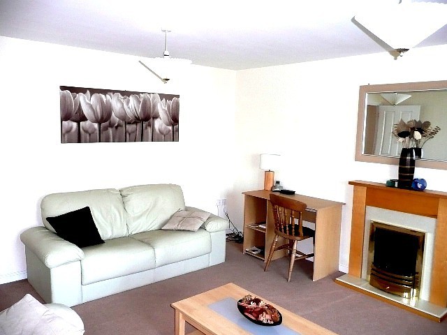  Image of 2 bedroom Maisonette to rent in Chadwick Way Hamble Southampton SO31 at Hamble  Southampton, SO31 4FD