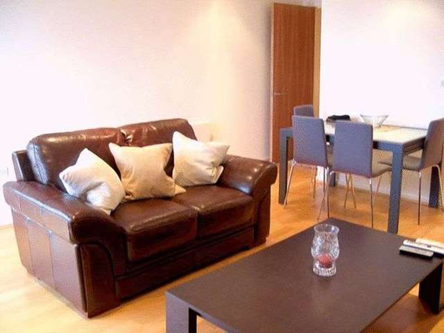 Image of 2 bedroom Flat to rent in Channel Way Ocean Village Southampton SO14 at Channel Way  Southampton, SO14 3JB