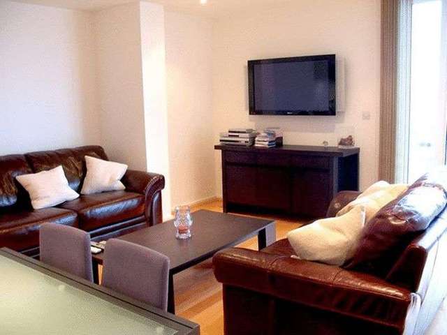  Image of 2 bedroom Flat to rent in Channel Way Ocean Village Southampton SO14 at Channel Way  Southampton, SO14 3JB