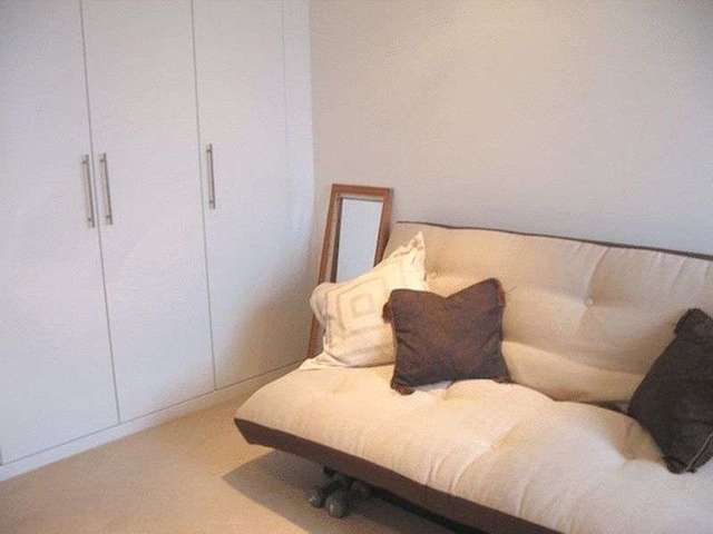  Image of 2 bedroom Flat to rent in Channel Way Ocean Village Southampton SO14 at Channel Way  Southampton, SO14 3JB