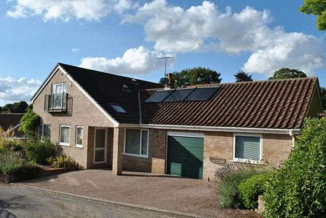  Image of 5 bedroom Detached house for sale in Chapel Lane Shrewton Salisbury SP3 at Chapel Lane Shrewton Salisbury, SP3 4BX
