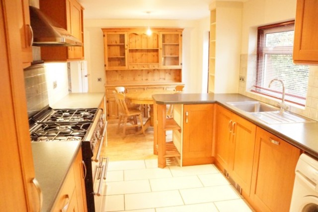  Image of 3 bedroom Semi-Detached house to rent in Chells Way Stevenage SG2 at Chells Way  Stevenage, SG2 0LT