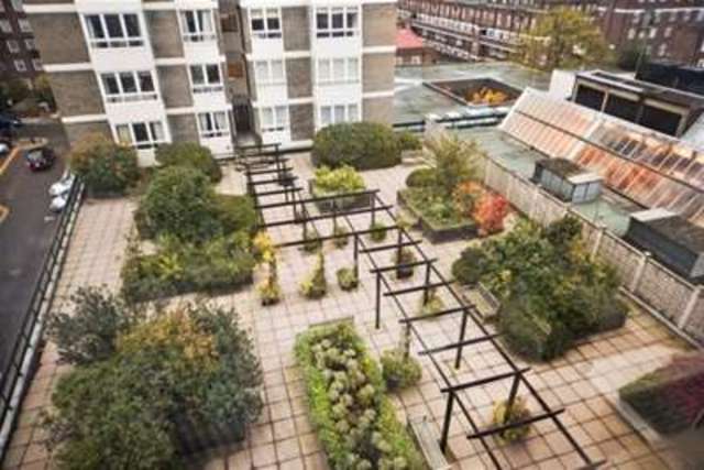  Image of 1 bedroom Flat to rent in Chelsea Towers Chelsea Manor Gardens London SW3 at London, SW3 5PN