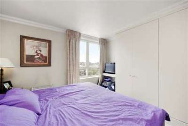  Image of 1 bedroom Flat to rent in Chelsea Towers Chelsea Manor Gardens London SW3 at London, SW3 5PN