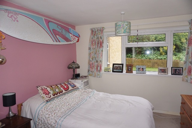  Image of 2 bedroom Flat for sale in Chenies Close Tunbridge Wells TN2 at Royal Tunbridge Wells  Tunbridge Wells, TN2 5LL