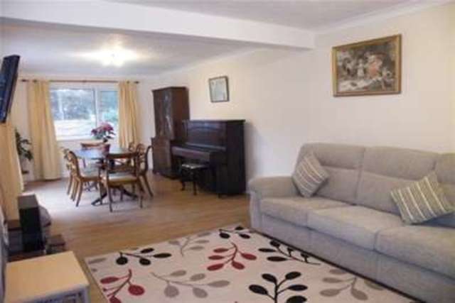  Image of 2 bedroom Detached house to rent in Chestnut Grove Ryde PO33 at Ryde, PO33 1NP