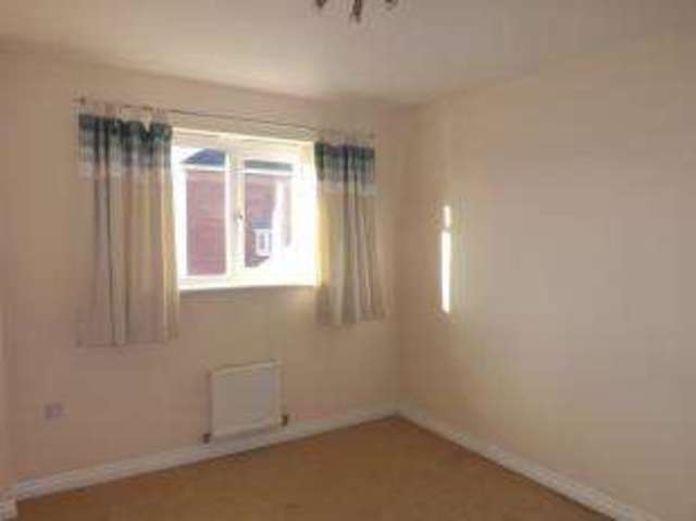  Image of 2 bedroom Flat for sale in Chorley Way Coventry CV6 at Coventry West Midlands Radford, CV6 3LL