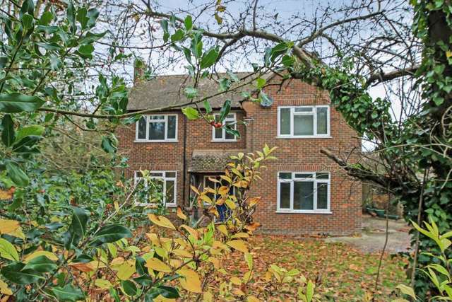  Image of 4 bedroom Detached house for sale in Church Road Pitstone Leighton Buzzard LU7 at Church Road Pitstone Leighton Buzzard, LU7 9HA