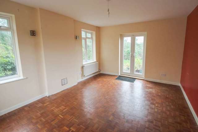  Image of 4 bedroom Detached house for sale in Church Road Pitstone Leighton Buzzard LU7 at Church Road Pitstone Leighton Buzzard, LU7 9HA