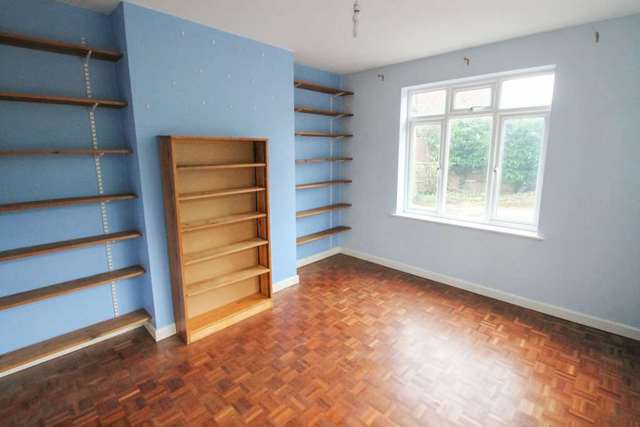  Image of 4 bedroom Detached house for sale in Church Road Pitstone Leighton Buzzard LU7 at Church Road Pitstone Leighton Buzzard, LU7 9HA