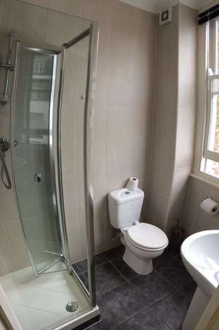  Image of Flat to rent in Churchway London NW1 at London, NW1 1LT