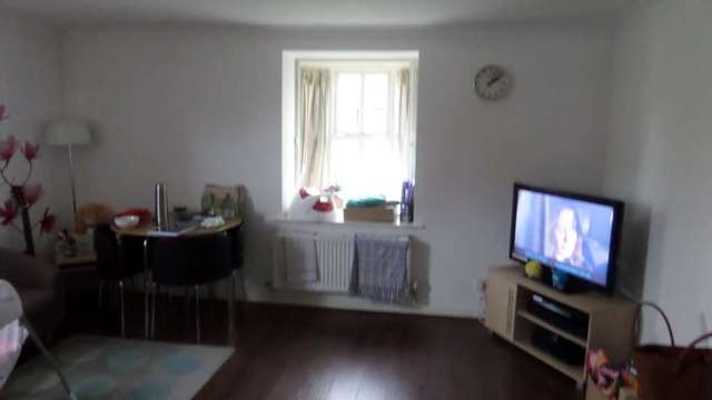 Image of 2 bedroom Flat to rent in Collier Close London E6 at Collier Close Beckton London, E6 6FZ