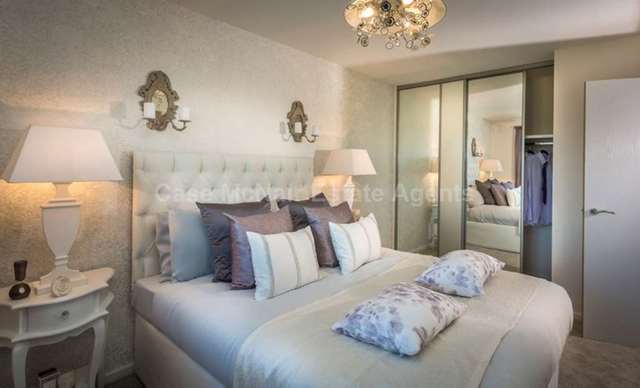  Image of 3 bedroom Semi-Detached house to rent in Fernhurst Street Chadderton Oldham OL1 at Ferhurst Street  Oldham, OL1 2QJ