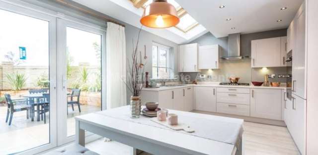  Image of 3 bedroom Detached house to rent in Fernhurst Street Chadderton Oldham OL1 at Fernhurst Street  Oldham, OL1 2QJ