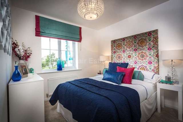  Image of 3 bedroom Detached house to rent in Fernhurst Street Chadderton Oldham OL1 at Fernhurst Street  Oldham, OL1 2QJ