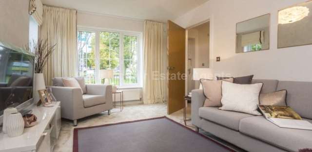  Image of 3 bedroom Detached house to rent in Fernhurst Street Chadderton Oldham OL1 at Fernhurst Street  Oldham, OL1 2QJ