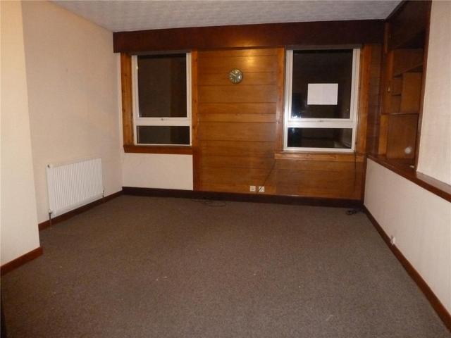  Image of 3 bedroom Flat to rent in Content Street Ayr KA8 at Ayr South Ayrshire South Ayrshire, KA8 0DP