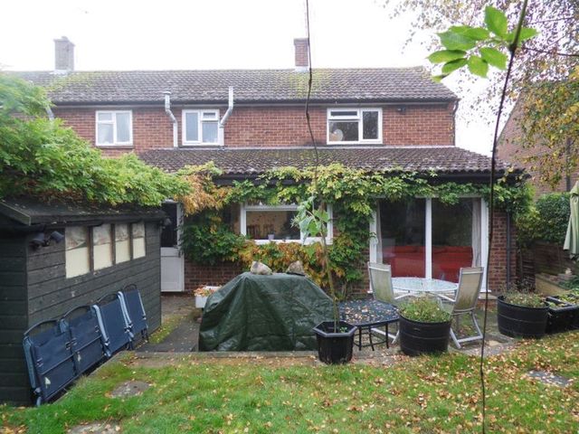  Image of 3 bedroom Semi-Detached house for sale in Hillcrest Avenue Cookham Maidenhead SL6 at Hillcrest Avenue  Cookham, SL6 9NG
