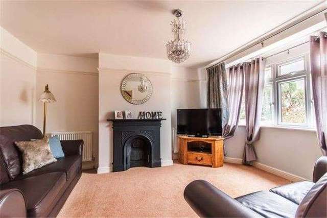  Image of 4 bedroom Detached house to rent in Cottenham Road Histon Cambridge CB24 at Histon  Histon, CB24 9ES