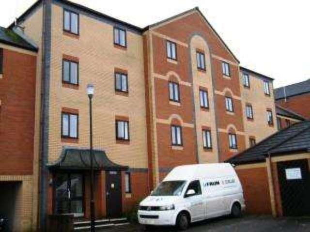  Image of 2 bedroom Flat for sale in Crates Close Kingswood Bristol BS15 at Kingswood Bristol Kingswood, BS15 4BU