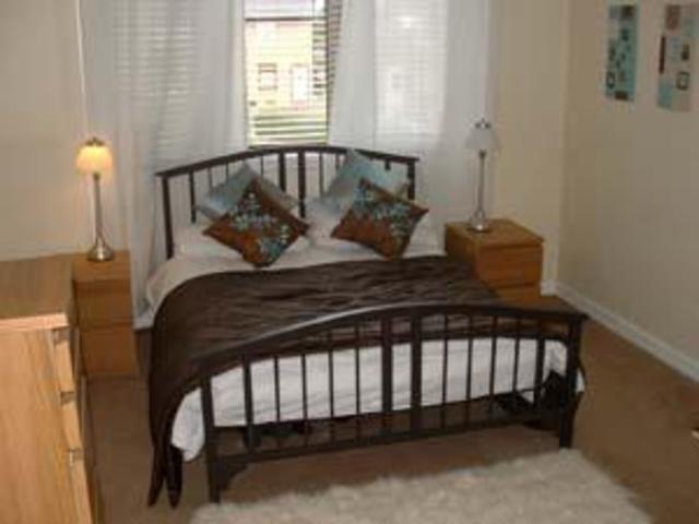  Image of 2 bedroom Detached house to rent in Crewe Grove Edinburgh EH5 at Crewe Toll Edinburgh Edinburgh, EH5 2JT