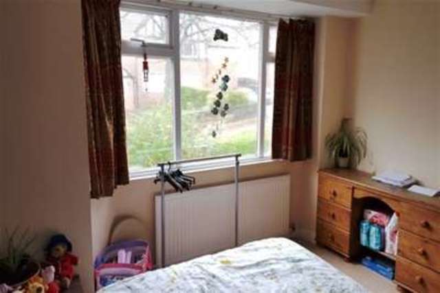  Image of 3 bedroom Detached house to rent in Crimicar Lane Sheffield S10 at Sheffield, S10 4EJ