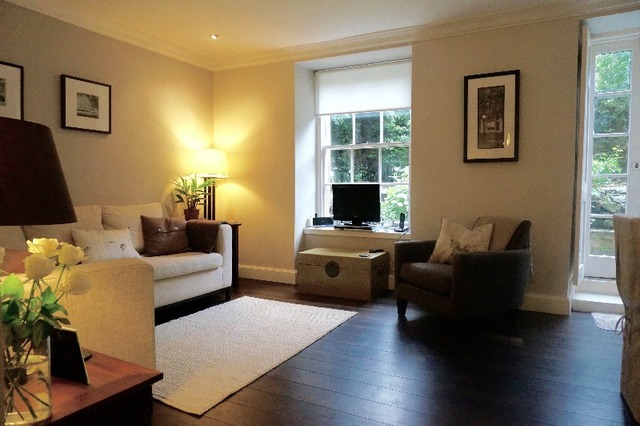  Image of 1 bedroom Flat to rent in Cumberland Street Edinburgh EH3 at New Town Edinburgh Edinburgh, EH3 6RA