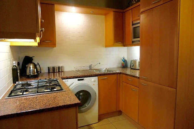  Image of 1 bedroom Flat to rent in Cumberland Street Edinburgh EH3 at New Town Edinburgh Edinburgh, EH3 6RA