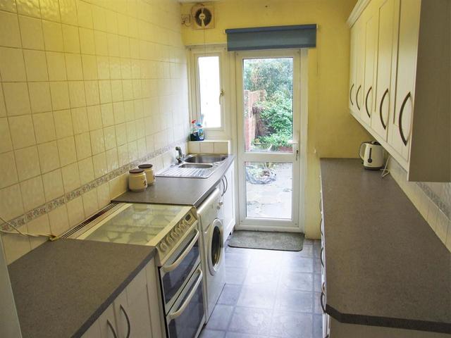  Image of 3 bedroom Terraced house for sale in Dale Park Avenue Carshalton SM5 at Carshalton Surrey The Wrythe, SM5 2EP