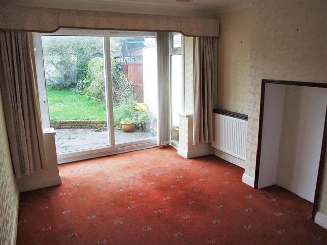  Image of 3 bedroom Terraced house for sale in Dale Park Avenue Carshalton SM5 at Carshalton Surrey The Wrythe, SM5 2EP