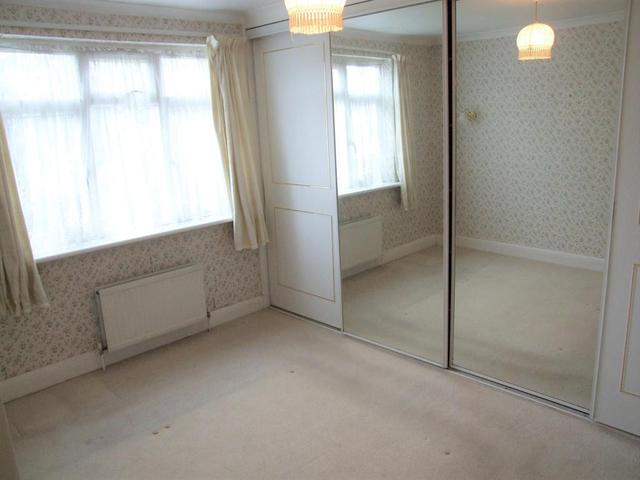  Image of 3 bedroom Terraced house for sale in Dale Park Avenue Carshalton SM5 at Carshalton Surrey The Wrythe, SM5 2EP