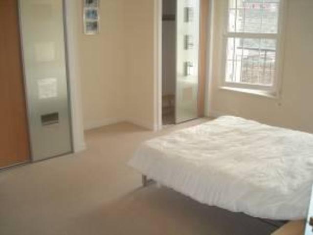  Image of 2 bedroom Flat to rent in Dalry Gait Edinburgh EH11 at Dalry Edinburgh Edinburgh, EH11 2AU