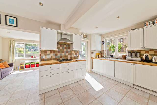  Image of 3 bedroom Semi-Detached house for sale in Dell Field Avenue Berkhamsted HP4 at Dellfield Avenue  Berkhamsted, HP4 1DX
