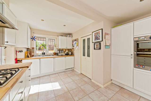  Image of 3 bedroom Semi-Detached house for sale in Dell Field Avenue Berkhamsted HP4 at Dellfield Avenue  Berkhamsted, HP4 1DX