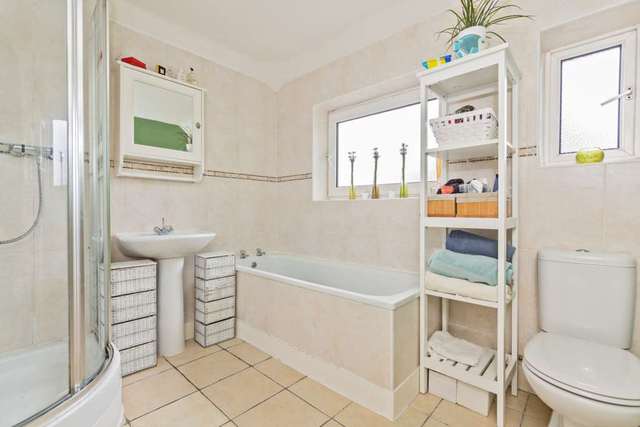  Image of 3 bedroom Semi-Detached house for sale in Dell Field Avenue Berkhamsted HP4 at Dellfield Avenue  Berkhamsted, HP4 1DX