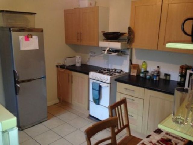  Image of 6 bedroom House Share to rent in Derby Grove Nottingham NG7 at Lenton Nottinghamshire Lenton, NG7 1PF