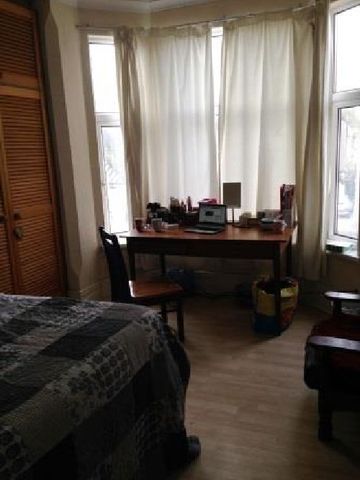  Image of 6 bedroom House Share to rent in Derby Road Nottingham NG1 at Lenton Nottinghamshire Lenton, NG7 2DP
