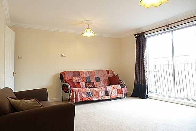  Image of 2 bedroom Flat to rent in East Parkside Edinburgh EH16 at Newington Edinburgh Edinburgh, EH16 5XJ