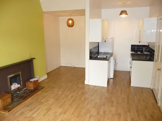  Image of 1 bedroom Flat to rent in Easter Road Edinburgh EH6 at Easter Road Edinburgh Edinburgh, EH6 8JT