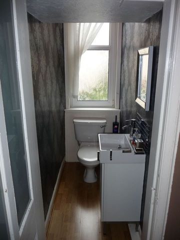  Image of 1 bedroom Flat to rent in Easter Road Edinburgh EH6 at Easter Road Edinburgh Edinburgh, EH6 8JT