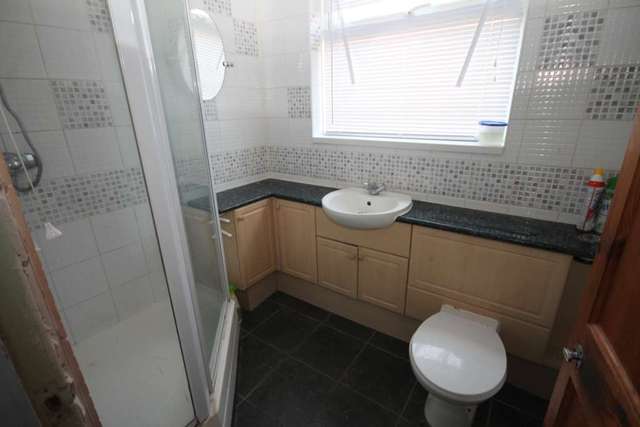  Image of 2 bedroom Detached house to rent in Elm Road Erith DA8 at Elm Road  Erith, DA8 2NW